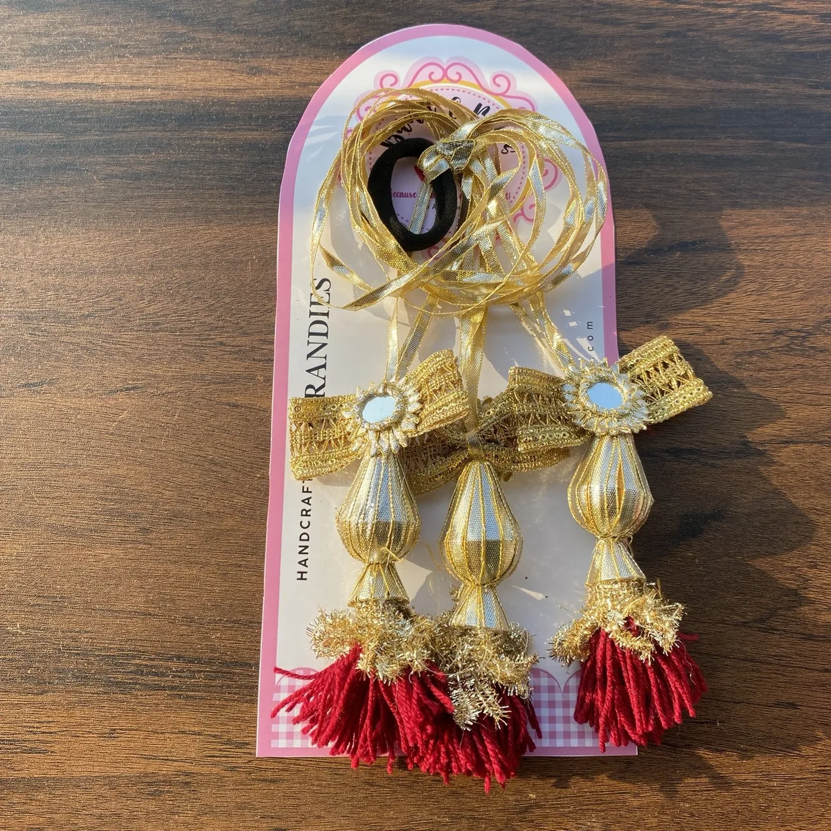 GOLDEN ROYAL RED TASSEL PARANDI thumbnail 2