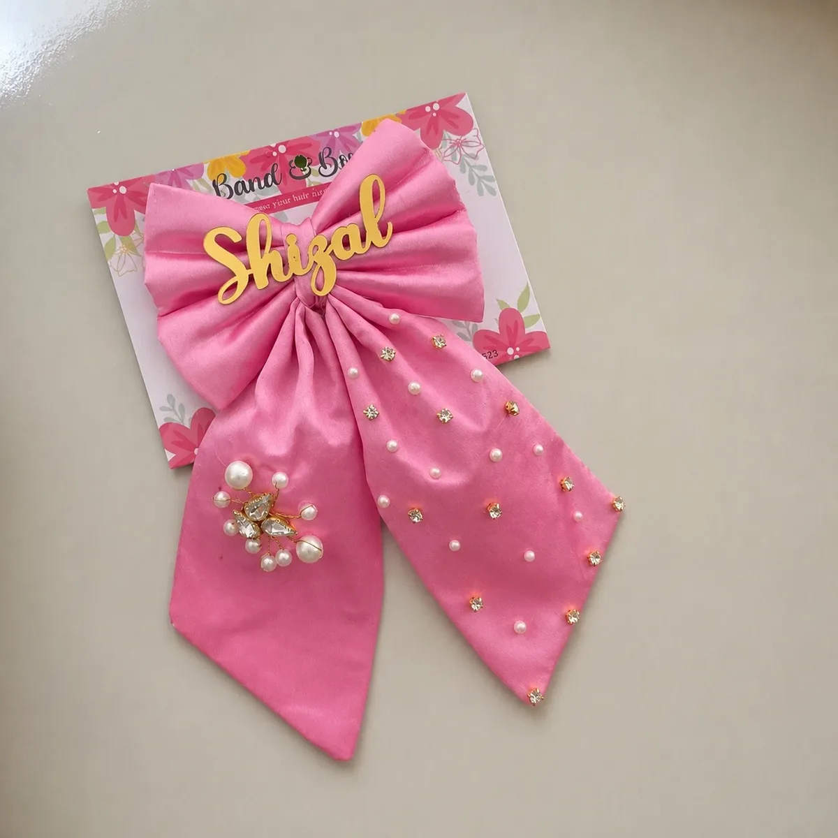CUSTOMISE NAME PEARLS BOW FOR ALL GIRLS PINK